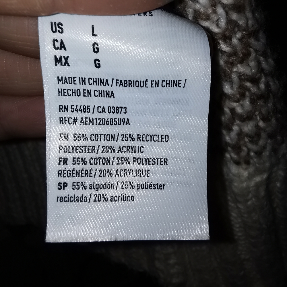 Elegant Cream and Brown Paisley Cardigan - Picture 3 of 7